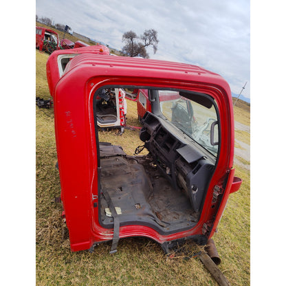 Cabina Isuzu Elf 300 Año 2010