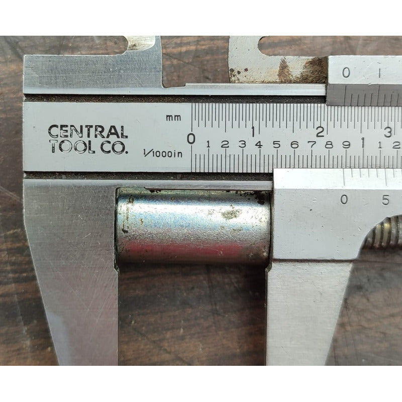 Perno Tornillo Distribución Motor 4jj1 Isuzu Elf 300 200