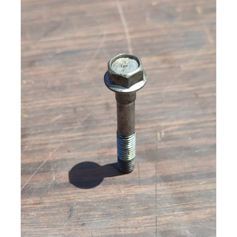 Perno Tornillo Enfriador Aceite Navistar Maxxforce 7.6l Inte