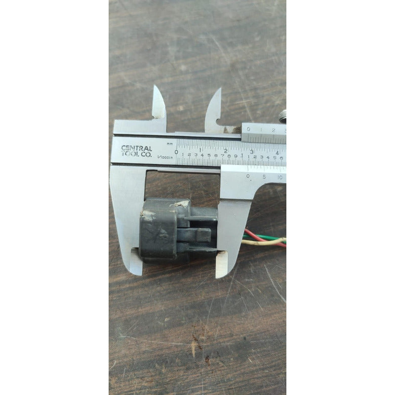 Conector Sensor Riel Común Motor Isuzu 450 500