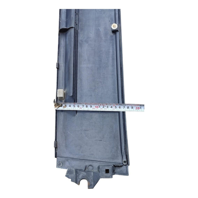 Parrilla Moldura Limpiadores Cabina Sterling Fl360 Freightli Negro