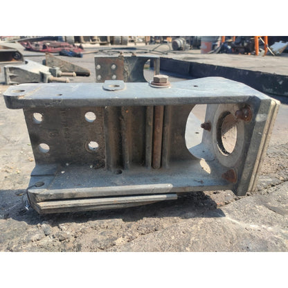 Freightliner Fld 120 Soporte Base Cabina