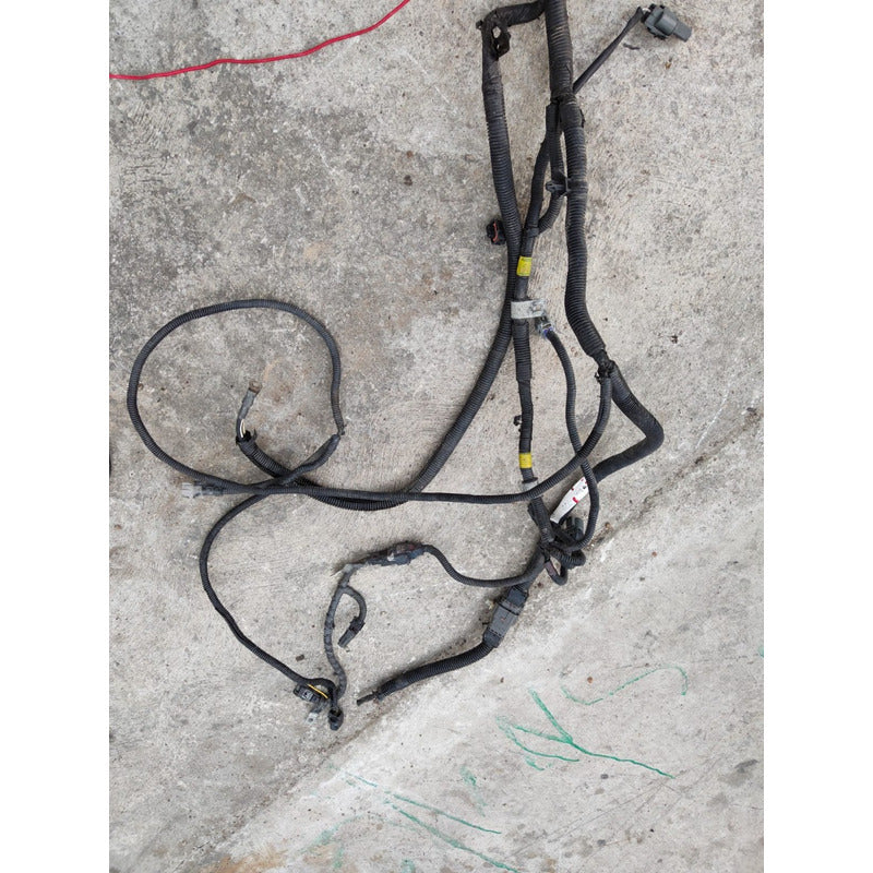 Caja Tablero Fusibles Arnes Sterling 360 Detalle