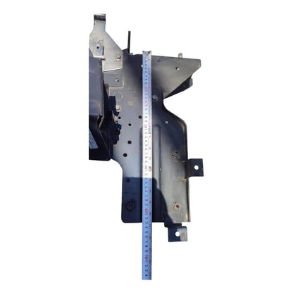 Base Soporte Gancho Deposito Liquido Clutch Isuzu Elf 400450