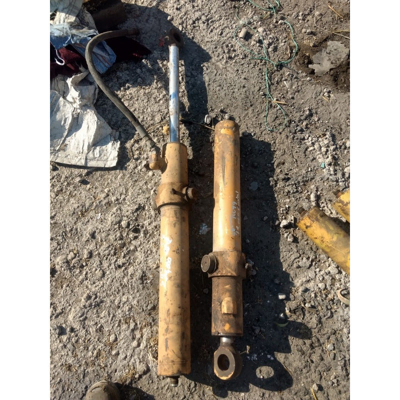 Gato Hidráulico Frontal Volteo Case 580 K Retroexcavadora