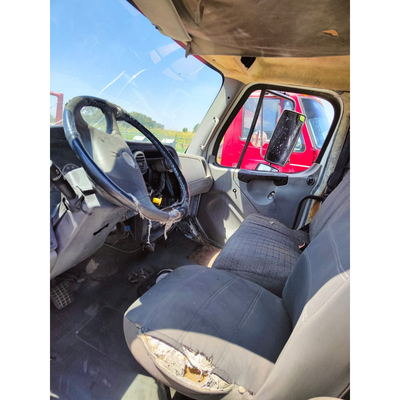 Freightliner M2 2007 Cabina Cofre