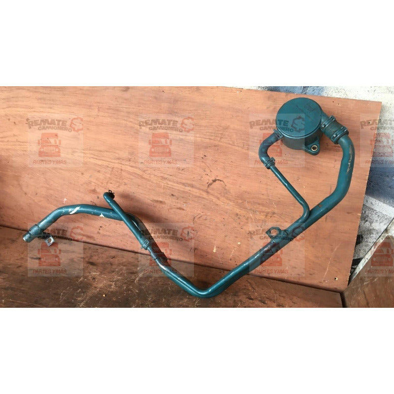 Tubo Respiración Compresión Tapa Motor Navistar Maxxforce