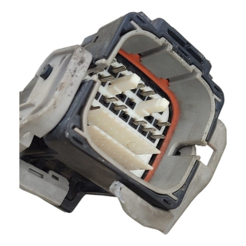 Conector Modulo Arnes Motor Isuzu 500