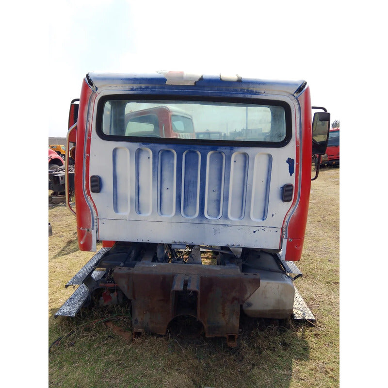 Cabina Freightliner M2 2005