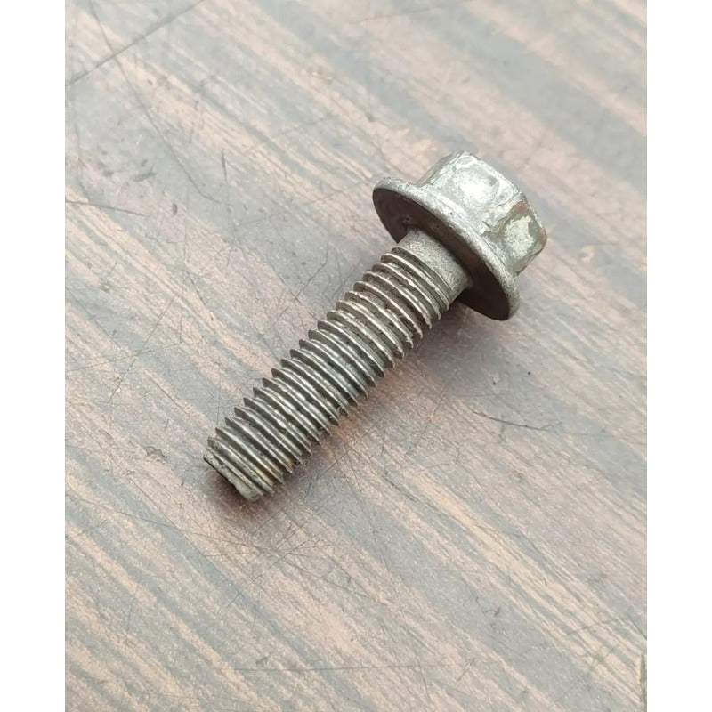 Tornillo Coraza Concha Motor Navistar Maxxforce 7.6l Inter