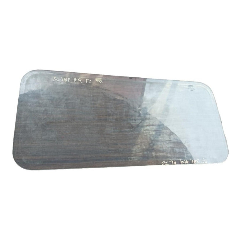 Medallon Cristal Trasero Freightliner Fl70 Sin Goma