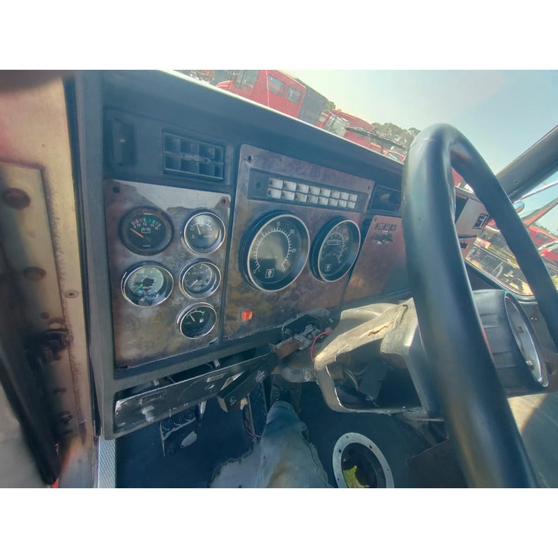 Cabina Kenworth T300 T370 Año 2001