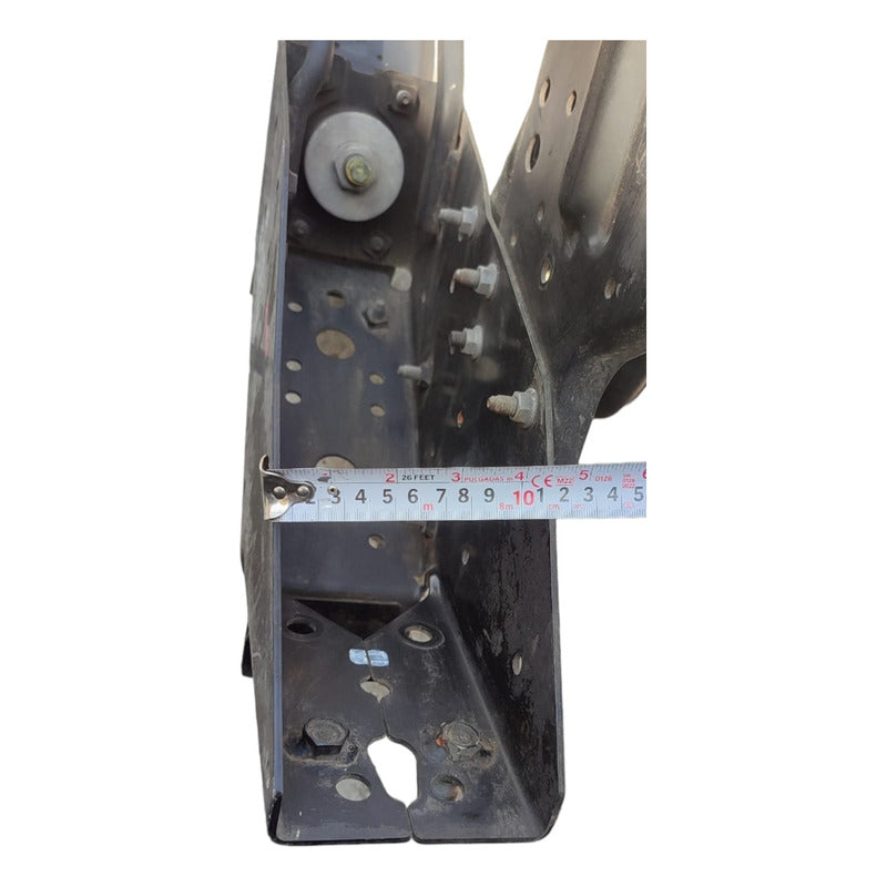 Base Gancho Deposito Liquido Clutch Isuzu Elf 400 450