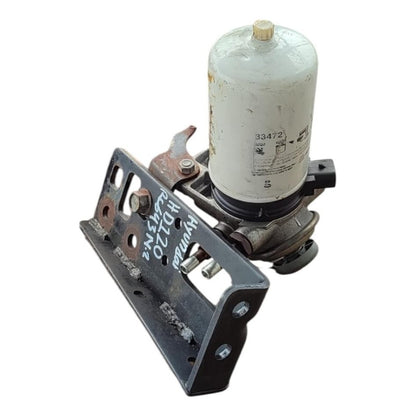 Base Soporte Filtro Diesel Cebadora Bomba Purgador Hyundai Blanco