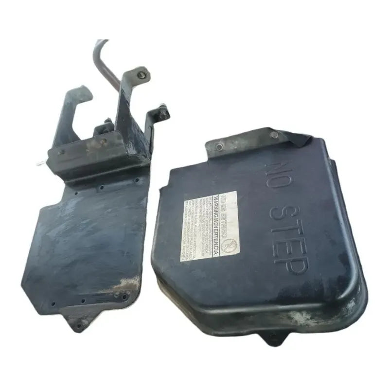 Base Soporte Caja Modulo Computadora Isuzu Elf 400 450