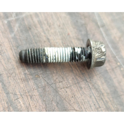 Tornillo Enfriador Aceite Motor Isuzu 4jj1 Elf 300 200