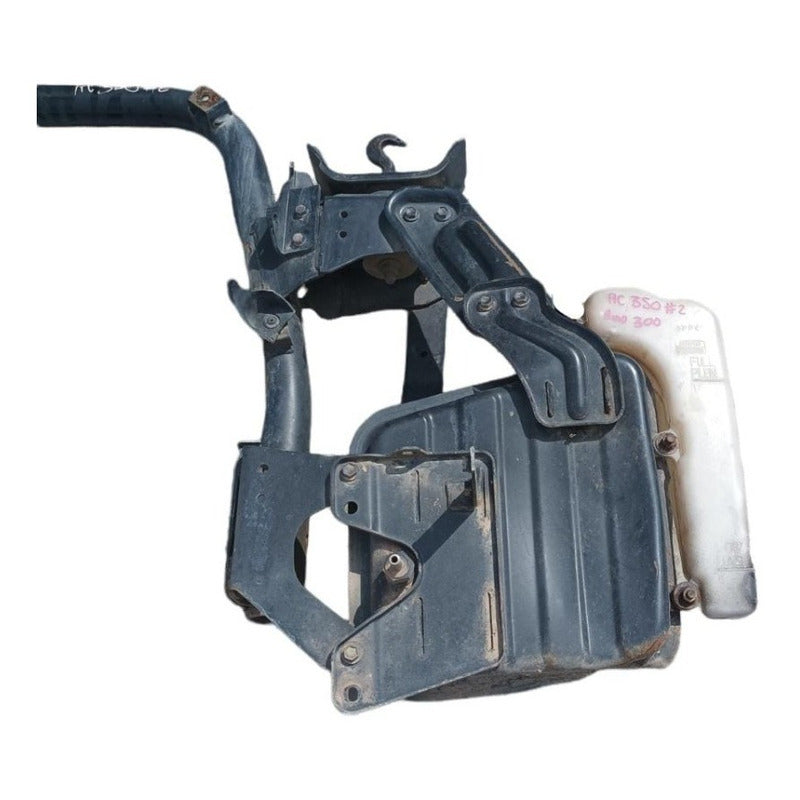 Soporte Broche Chapa Cabina Hino 300 716 816 616 514