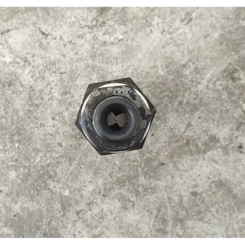 Inyector Motor Kubota V2203 Minicargador Bobcat