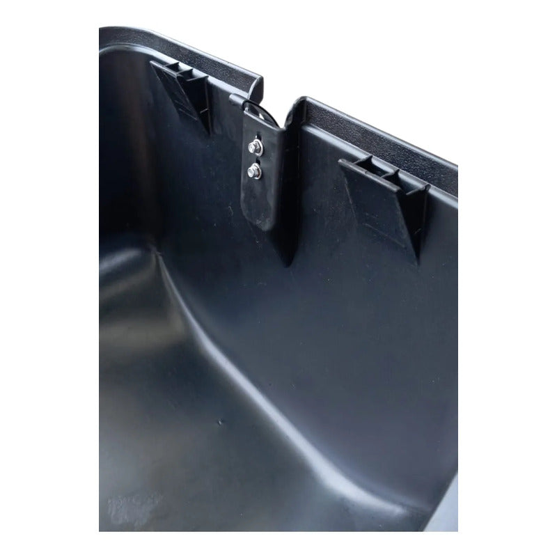 Tapa Cubierta Baterías Freightliner M2 Negro