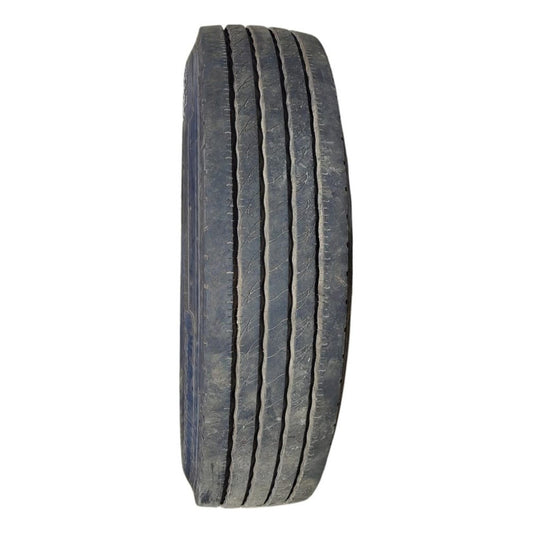 Llanta Uniroyal 295/75r22.5 Sin Rin Original