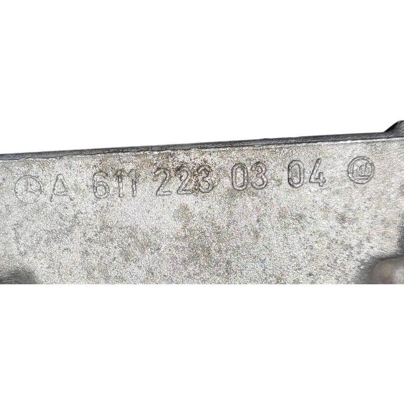 Soporte Base Motor Mercedes Benz Sprinter 2.7l Om