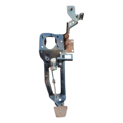 Pedal Clutch Isuzu Elf 500 Con Base Soporte