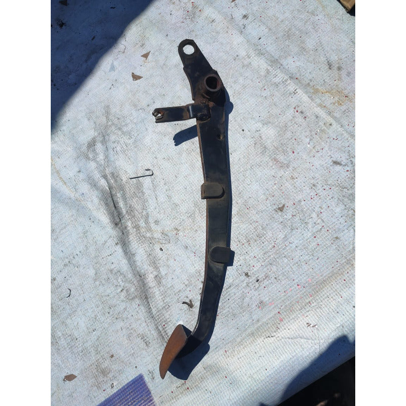 Pedal Clutch Tornillos Isuzu Elf 450