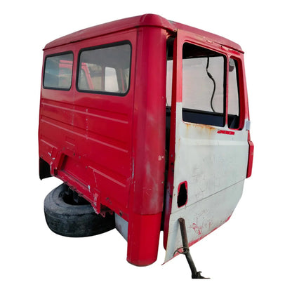 Cabina Freightliner Fl70 Año 2000