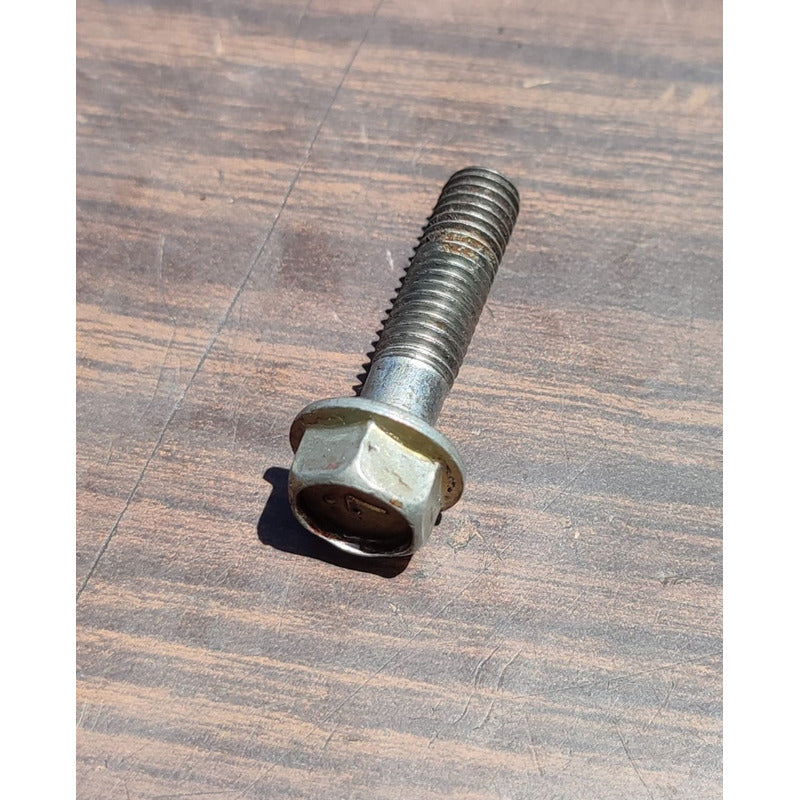 Tornillo Enfriador Aceite Motor Navistar Maxxforce 7.6l