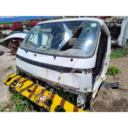 Cabina Toyota Hino 300 716 Año 2009