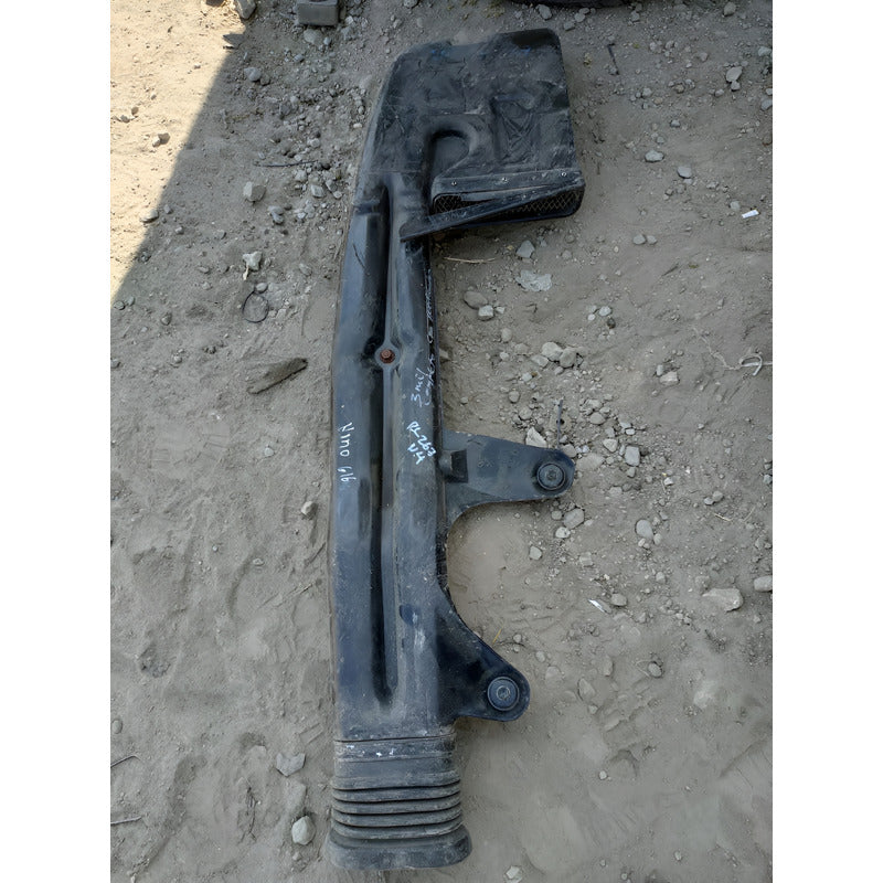 Toma Aire Purificador Hino 300 616 514 Negro