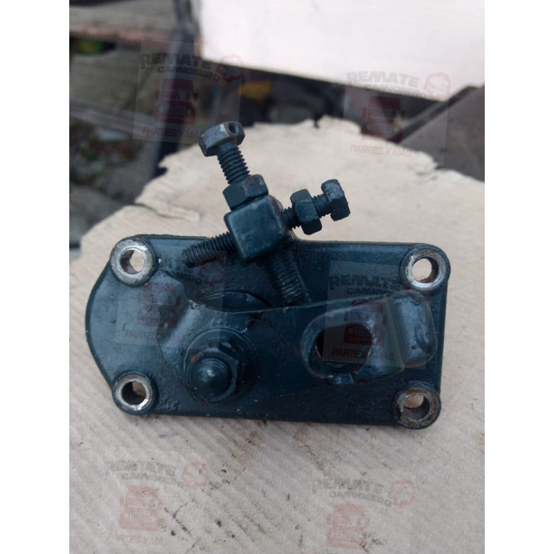 Paro Bomba Diesel  Motor Kubota V2203 Minicargador Bobcat