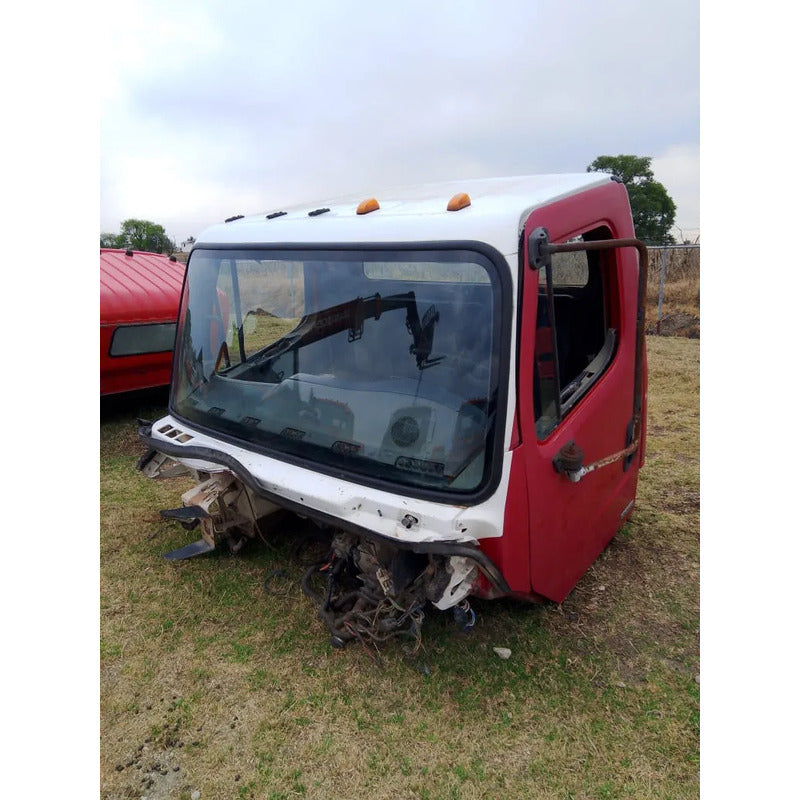 Cabina Freightliner M2 2009