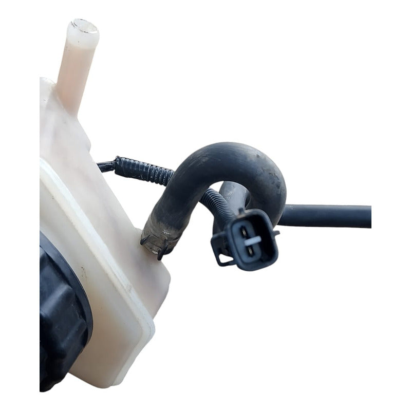 Deposito Tanque Liquido Frenos Clutch Hino 500 1018