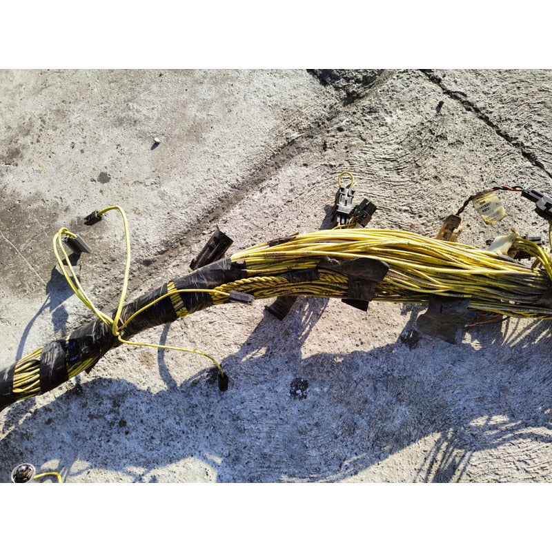 Arnés Conector Fusibles Tablero Cluster Freightliner Fl 70