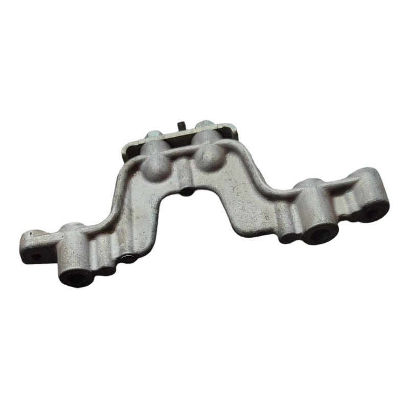 Base Soporte Riel Comun Inyectores Motor Isuzu 4hk1 Elf