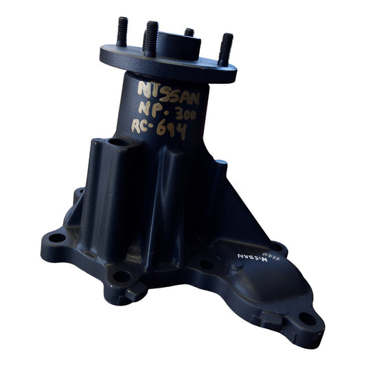 Bomba De Agua Nissan Diesel Frontier Cabstar Np300 2.5l
