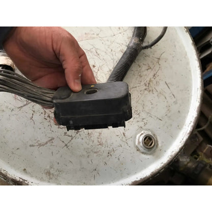 Conector De Cabina Volvo Vnl Tractocamion