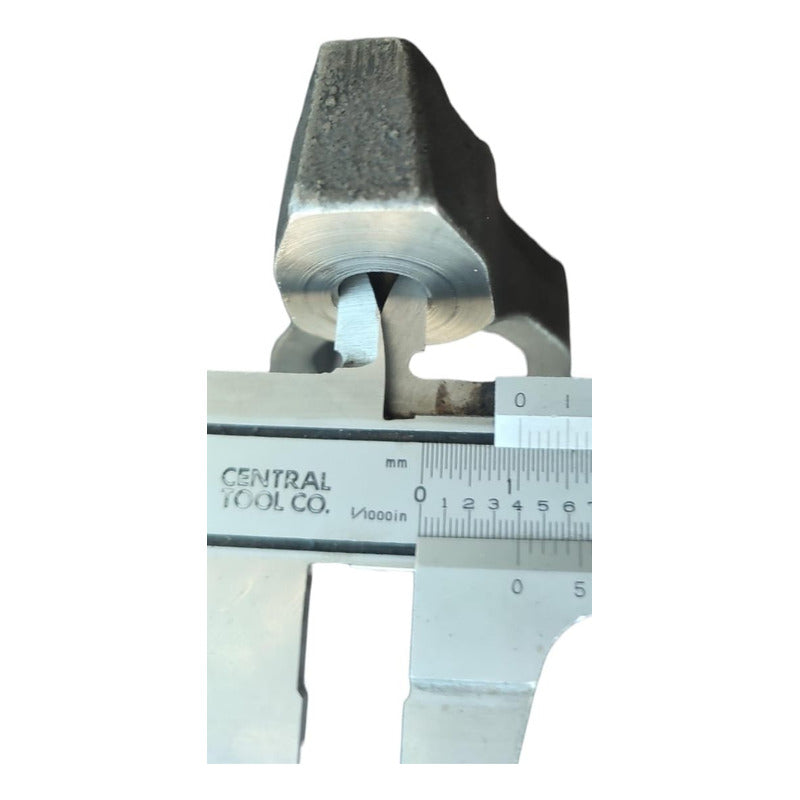 Sujetador Garra Inyector Tornillo Motor Scania K310 Irizar