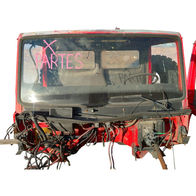 Cabina Fl70 Freightliner Por Partes