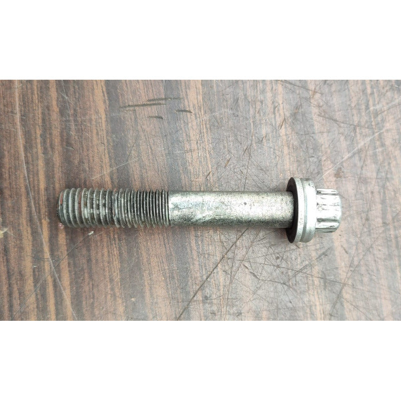 Perno Tornillo Coraza Concha Motor Isuzu 4hk1 Elf 450 500