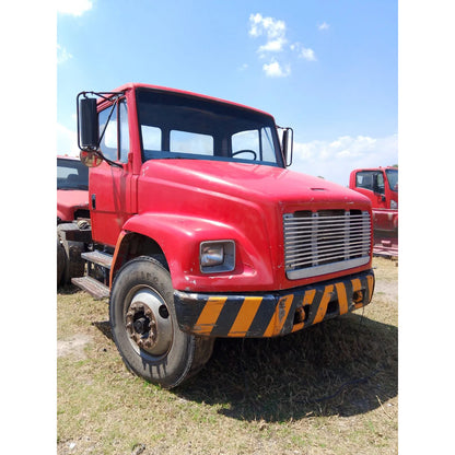 Cofre Cabina Freightliner Fl70 Fl 70 Año 2002