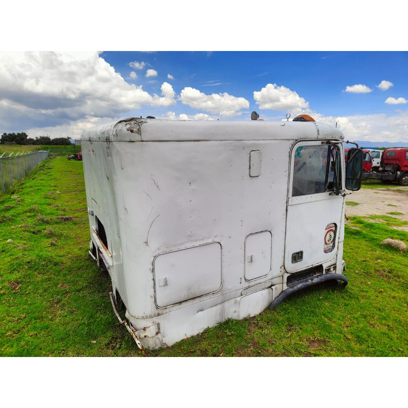 Freightliner Chato Cabina