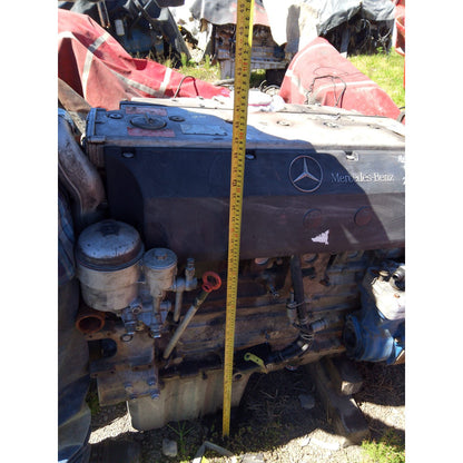 Motor Mercedes Benz Om 906  Arrancando
