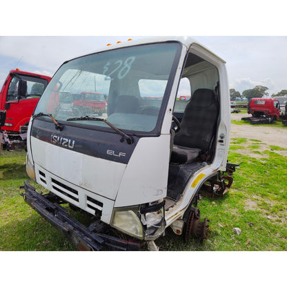 Isuzu Elf 400 450 500 Cabina Detalle