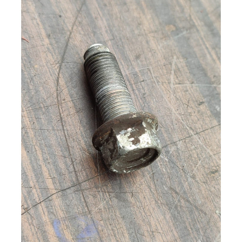 Tornillo Coraza Motor Isuzu Elf 300 200  5 Piezas