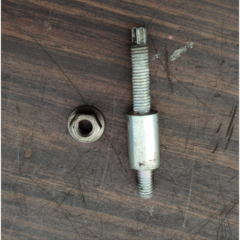 Perno Tornillo Distribución Motor 4jj1 Isuzu Elf 300 200