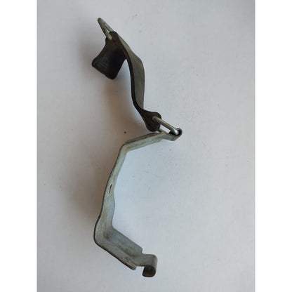 Sujetador Base Soporte Accesorio Cabina Isuzu Elf