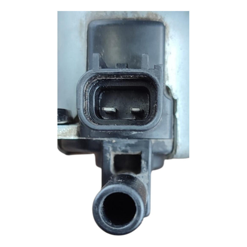 Válvula Selenoide Vacio Freno Escape Isuzu Elf 300 2018-2023