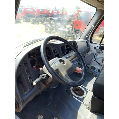 Cabina Freightliner M2 2005
